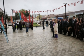 bozuyuk-haber-10105169-pazaryeri-nde-23-nisan-coskusu-0.jpg