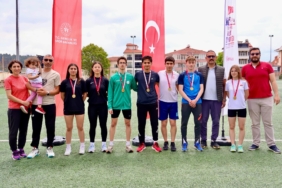 bozuyuk-haber-10108282-genclik-haftasi-atletizm-yarismalarinda-madalyalar-sahiplerini-buldu-0.jpg
