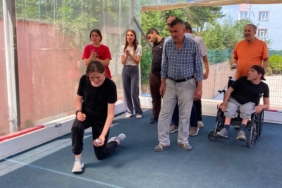 bozuyuk-haber-10712110-bocce-etkinligiyle-gonuller-bir-oldu-0.jpg