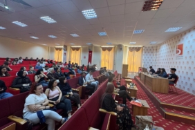 bozuyuk-haber-118976-universitede-erasmusplus-bilgilendirme-etkinligi-duzenlendi-0.jpg