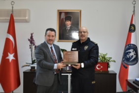 bozuyuk-haber-123569-muftu-dilek-ten-mudur-cil-e-hayirli-olsun-ziyareti-0.jpg