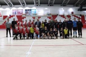 bozuyuk-haber-167963-bozuyuk-te-yildiz-kizlar-futsal-heyecani-0.jpg