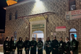 bozuyuk-haber-2107845-teravih-cikisinda-yesilay-dan-serbet-ikrami-0.jpg