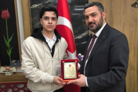 bozuyuk-haber-3102693-hatimle-teravih-kildiran-ogrencilere-odul-0.jpg