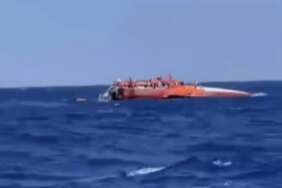 bozuyuk-haber-3146510-girne-aciklarinda-yolcu-gemisi-batti-0.jpg