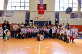 bozuyuk-haber-367982-ramazan-in-manevi-atmosferi-cocuklarla-senlendi-0.jpg