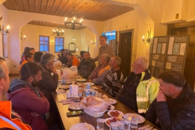 bozuyuk-haber-42102910-baskan-suer-iscilerle-iftar-yapti-0.jpg