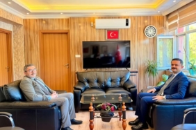 bozuyuk-haber-431336-rektor-kaplancikli-dan-kaymakam-titiz-e-ziyaret-0.jpg