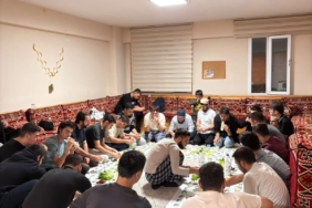 bozuyuk-haber-4910931-seyh-edebali-kyk-yurdunda-ogrencilerle-hasbihal-0.jpg