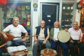 bozuyuk-haber-4921035-fasil-gecesinin-surpriz-konugu-seker-oldu-0.jpg
