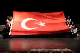 bozuyuk-haber-496562-vali-sozer-12-mart-istikl-l-marsi-nin-kabulu-ve-mehmet-kif-ersoy-u-anma-gunu-programina-katildi-0.jpg