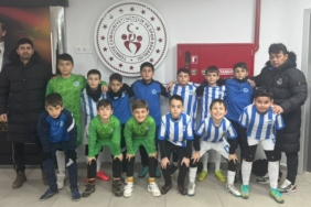 bozuyuk-haber-532411-minikler-sahada-gucunu-olcecek-0.jpg