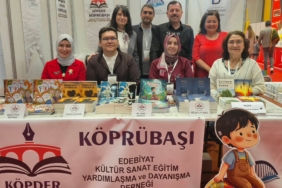 bozuyuk-haber-579596-bozuyuklu-yazarlar-eskisehir-kitap-fuari-nda-bulustu-0.jpg