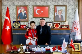 bozuyuk-haber-627547-uzun-atlamada-turkiye-ikinciligi-0.jpg