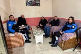bozuyuk-haber-645283-bozuyuk-te-polis-ekiplerinden-bilgilendirme-faaliyeti-0.jpg