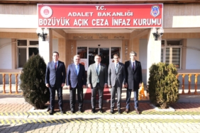 bozuyuk-haber-651579-vali-sozer-bozuyuk-acik-ceza-infaz-kurumu-nu-ziyaret-etti-0.jpg