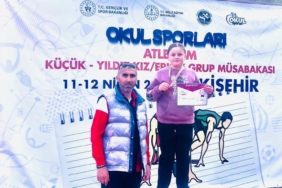 bozuyuk-haber-691836-bilecik-li-sporculardan-grup-musabakalarinda-onemli-basari-0.jpg