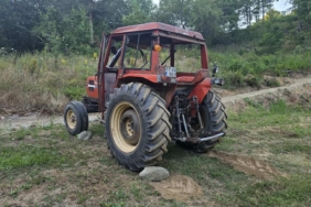 bozuyuk-haber-712733-pazaryeri-nde-traktor-kazasi-0.jpg