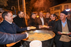 bozuyuk-haber-7541057-kadir-gecesi-nde-sifali-pilav-ikram-edildi-0.jpg