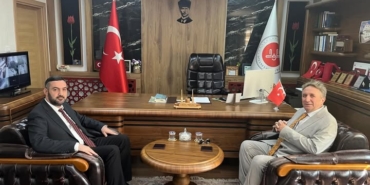 bozuyuk-haber-77581010-bozuyuk-kaymakami-helvaci-dan-muftu-arpaci-ya-ziyaret-0.jpg