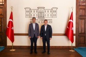 bozuyuk-haber-7881087-pamukova-belediye-baskani-akin-dan-vali-sozer-e-ziyaret-0.jpg