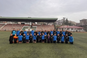 bozuyuk-haber-8101888-osmaneli-bozuyuk-kadin-futbolunda-tarihi-bulusma-0.jpg
