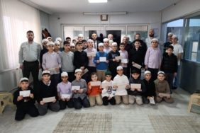 bozuyuk-haber-862214-bozuyuk-muftusu-hafizlarla-bulustu-0.jpg