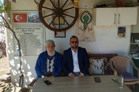 bozuyuk-haber-867449-pazaryeri-nde-sehit-babasina-anlamli-ziyaret-0.jpg