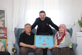bozuyuk-haber-871841-sehit-ailesine-anlamli-ziyaret-0.jpg