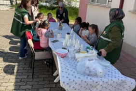 bozuyuk-haber-893423-yesilay-dan-23-nisan-da-anlamli-dokunus-0.jpg