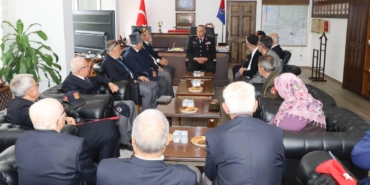 bozuyuk-haber-91010927-gaziler-bilecik-il-jandarma-komutanliginda-misafir-edildi-0.jpg