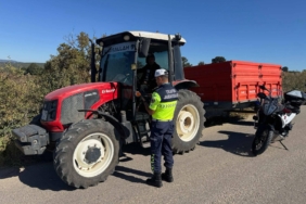 bozuyuk-haber-9101667-traktor-suruculerine-trafik-egitimi-0.jpg
