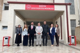 bozuyuk-haber-923453-kaymakam-helvaci-cocuk-evleri-ni-ziyaret-etti-0.jpg