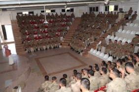 bozuyuk-haber-947588-bilecik-jandarma-egitim-alay-komutanligi-nda-bagimlilikla-mucadele-egitimi-0.jpg