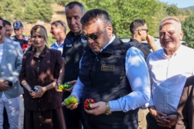 bozuyuk-haber-957131-cografi-isaretli-kamber-biberi-hasadi-yapildi-0.jpg